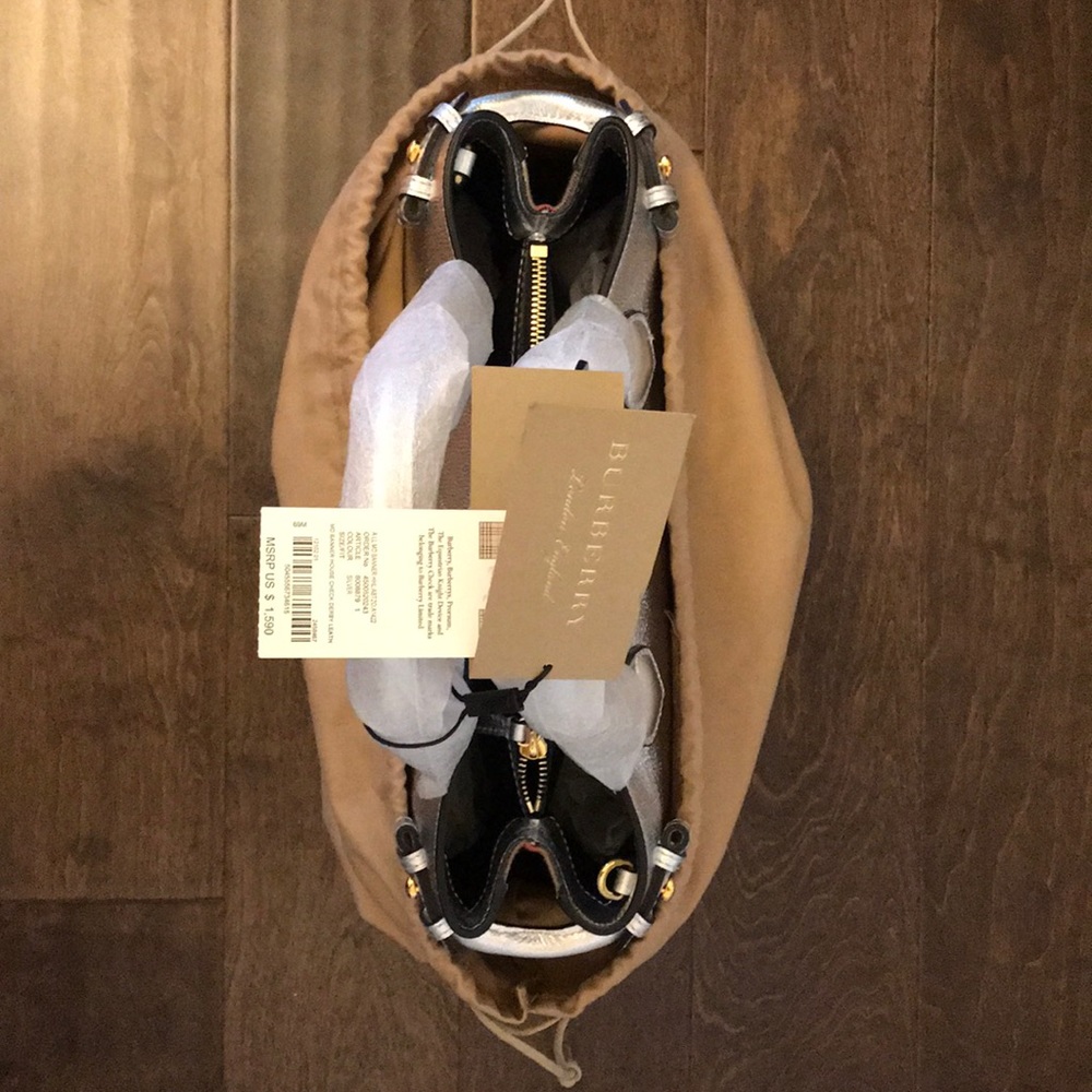 Burberry Silver Tote Bag - Picture 6 of 11